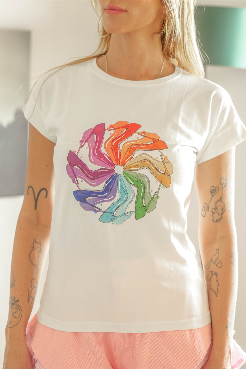T-shirt HEELS